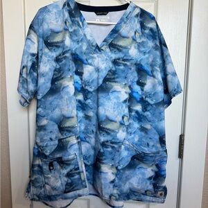 Carhartt Blue and White Abstract Scrub Top